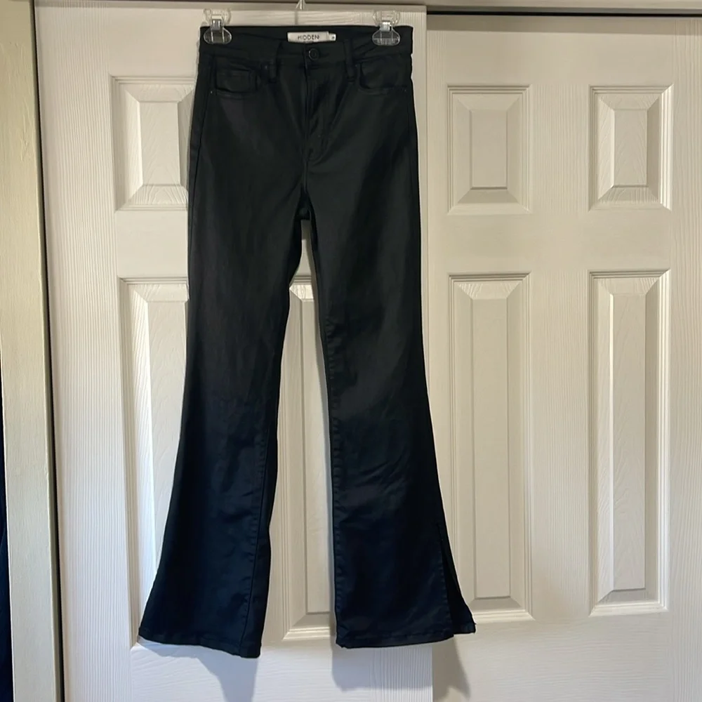 HIDDEN JEANS RYAN BLACK COATED CROPPED BOOTCUT JEANS WITH SIDE SLITS SIZE 25 - Picture 2 of 14
